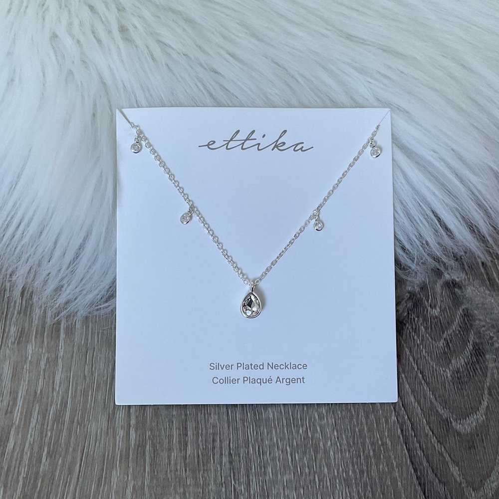 💓 Ettika Dripping Crystals Drop Necklace